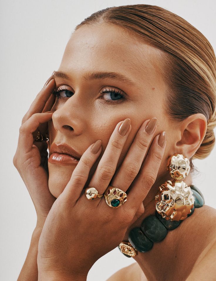 Ellegant Ring Custom Rocks